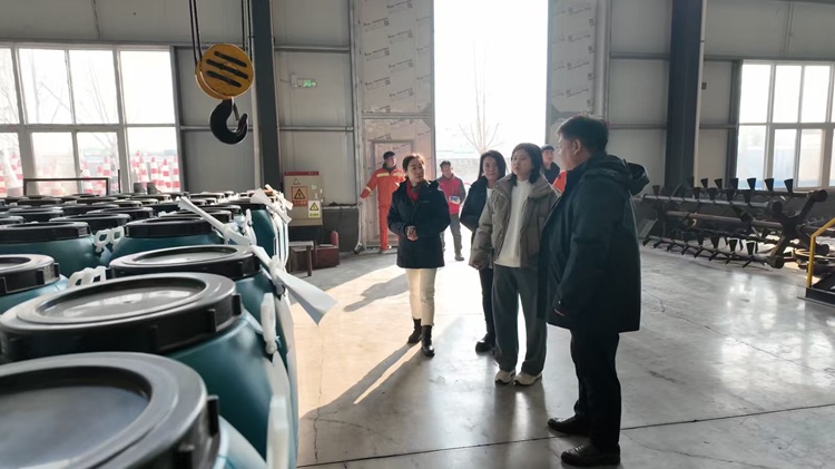 龙腾之路生产车间